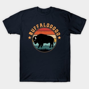 Lucky Buffalo Buffalooooo Retro Sunset Nature Wildlife T-Shirt